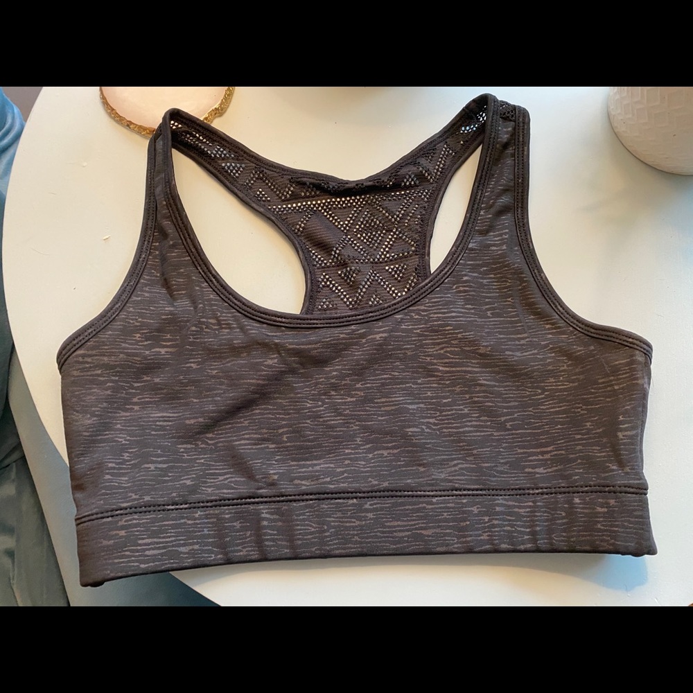 Bomber bra